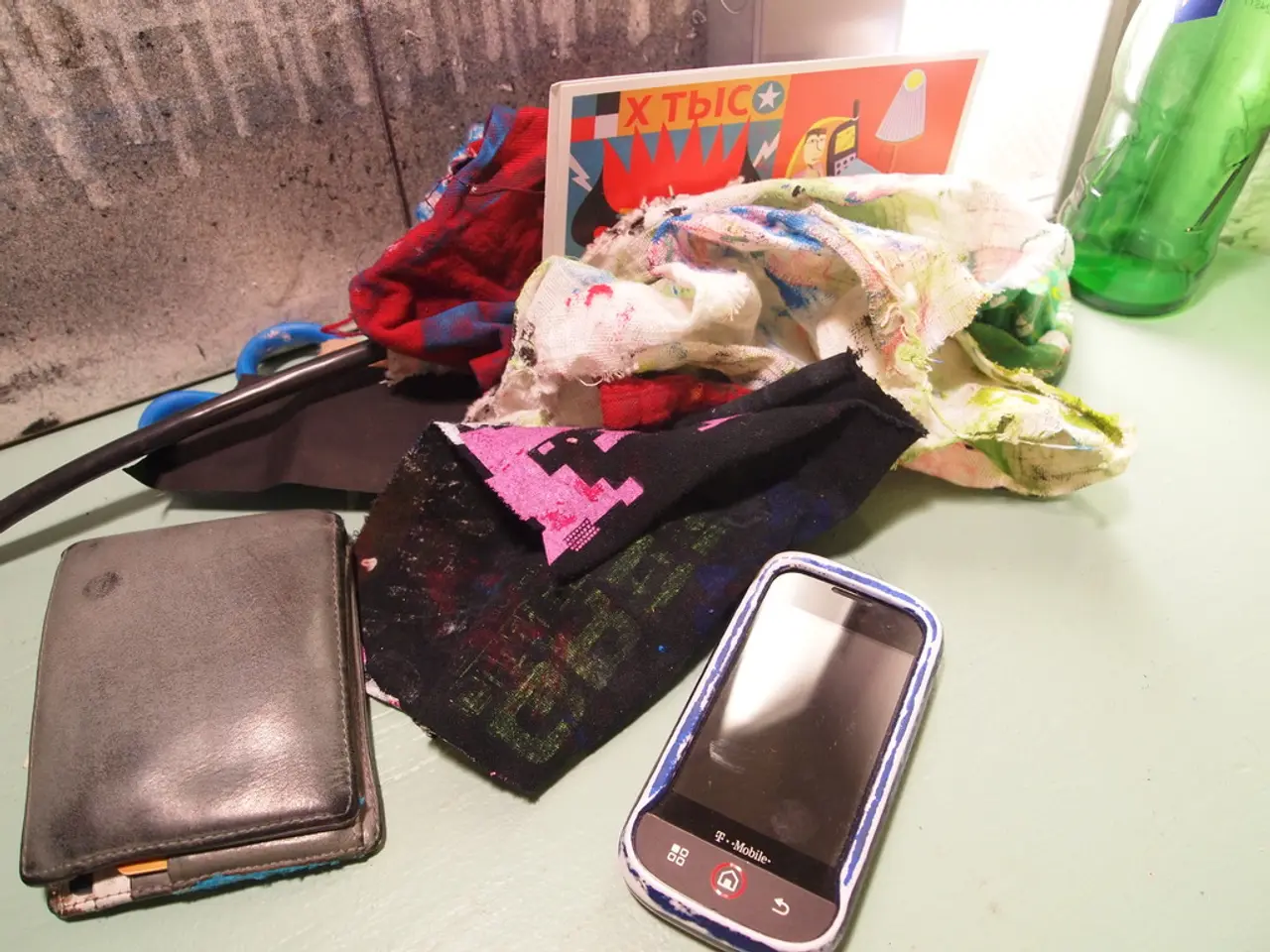 Creating a UV Resin Phone Case Guide