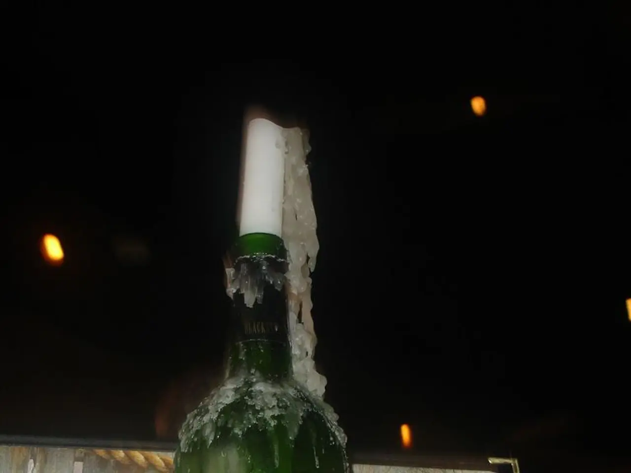 Renewal Policy Modification for Legacy Applications Update