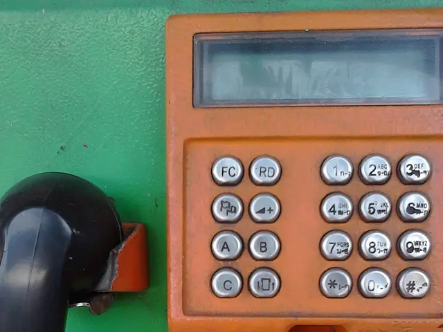 AOL Ends Dial-Up Internet Services, Leaving Many in 2025 Shocked by Its 1990s-era Offering