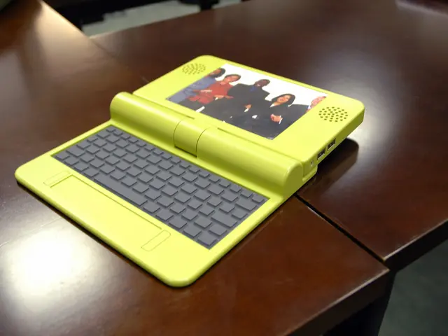 Comparing the HP OmniBook Ultra Flip 14 and the OmniBook X Flip 14: Which AI-powered laptop...