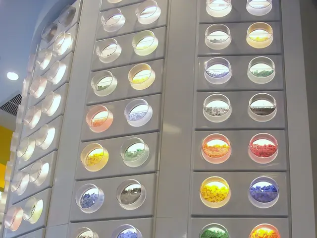 Philips Hue unveils a new line of products, with a specific installation capturing my anticipation