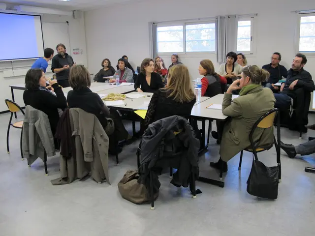 Cybersecurity Field Lacks Cooperation, Claims Ex-GCHQ Chief