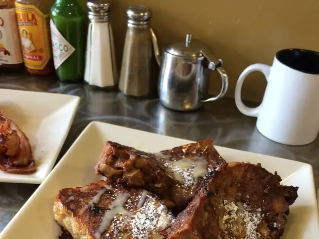 Artificial Intelligence thrusting forward the comprehension of nuclear molten salt chemistry,...